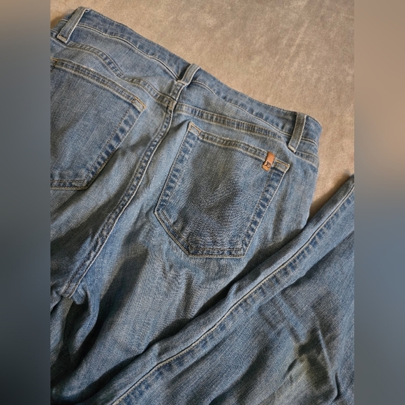Joe's Jeans - Picture 5 of 9